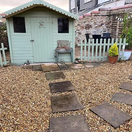 Traditional Cottage In West Kilbride Village Seamill Exterior photo